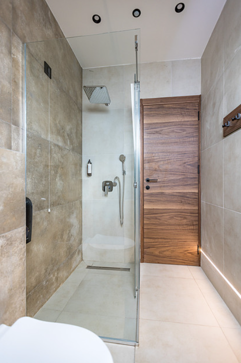 apartman-divcibarski-vajati-kupatilo